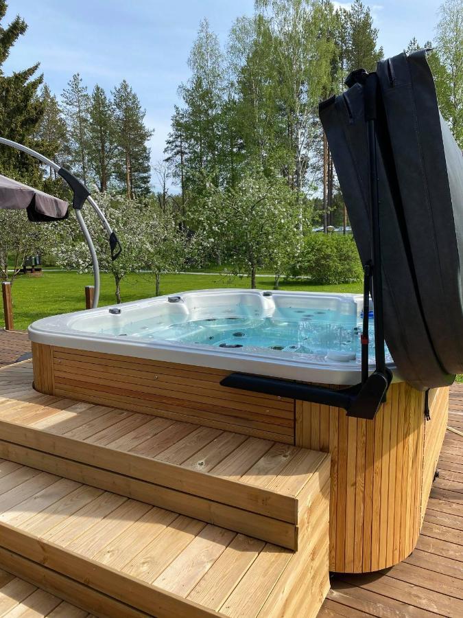 Huhtaniemen Moekkikylae Hotel Veteli Buitenkant foto